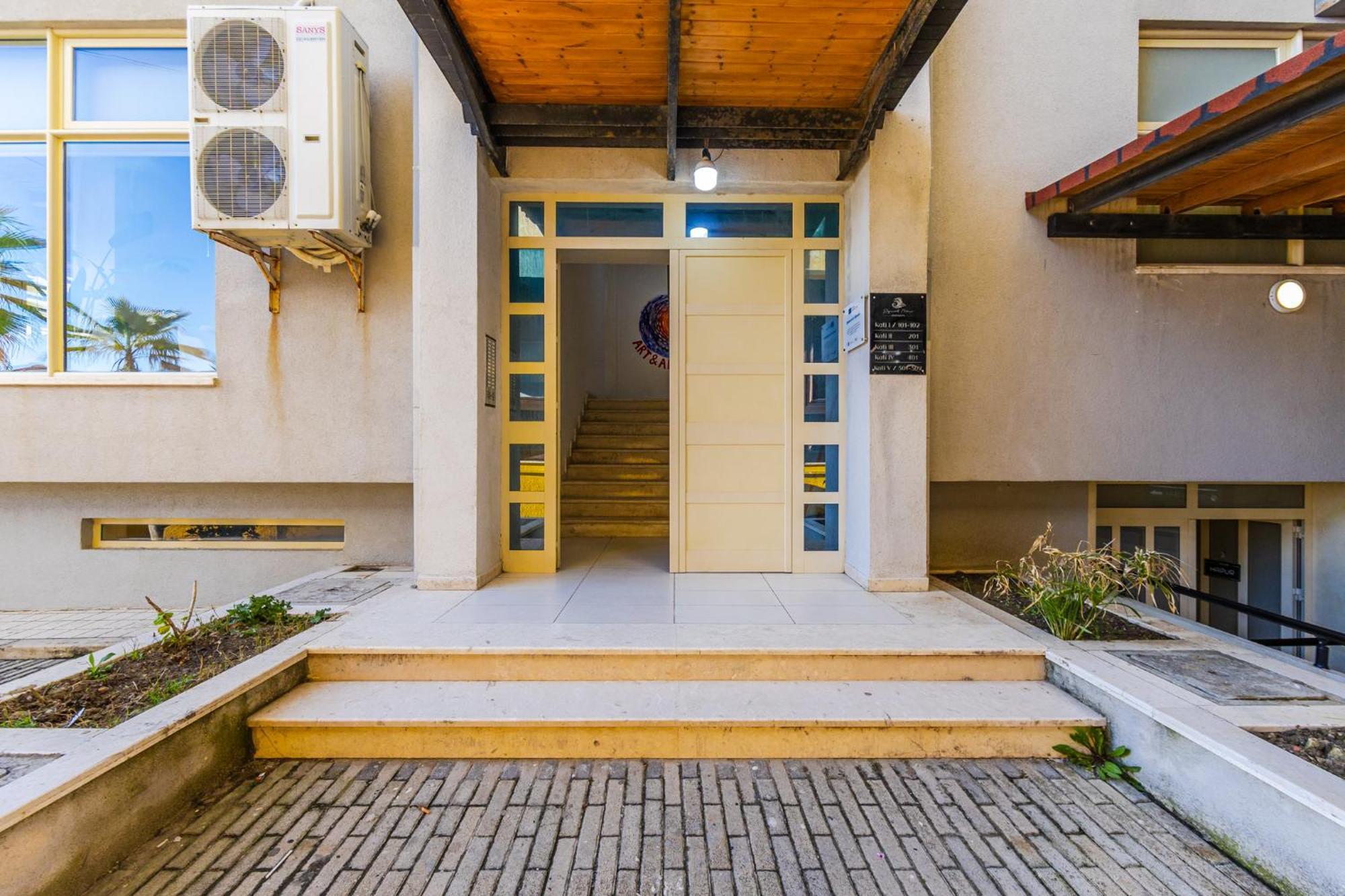 The Beachfront Apartment Durrës Exterior foto