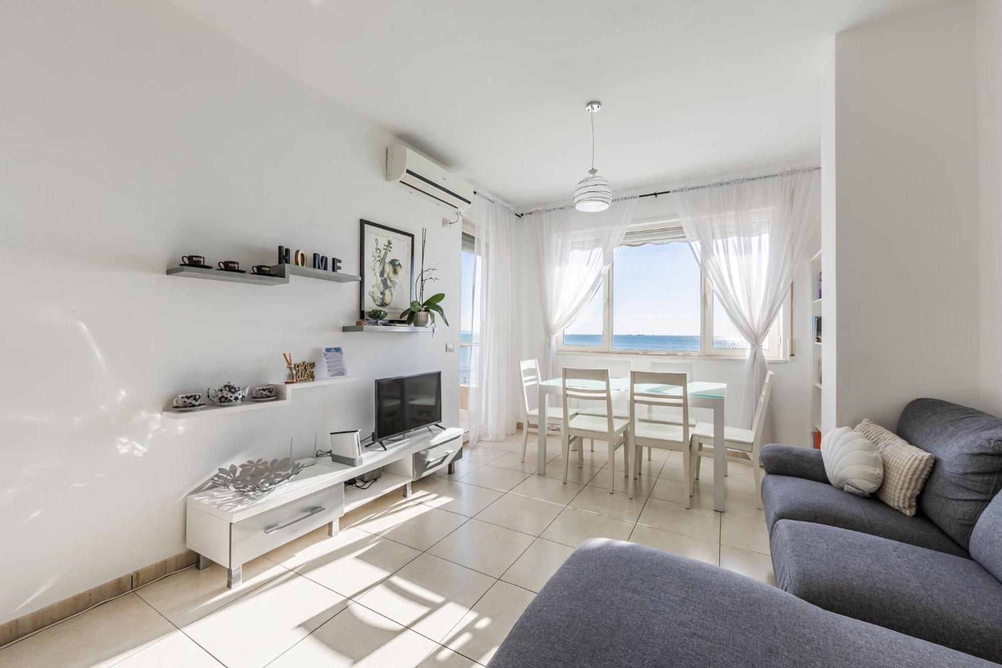 The Beachfront Apartment Durrës Exterior foto