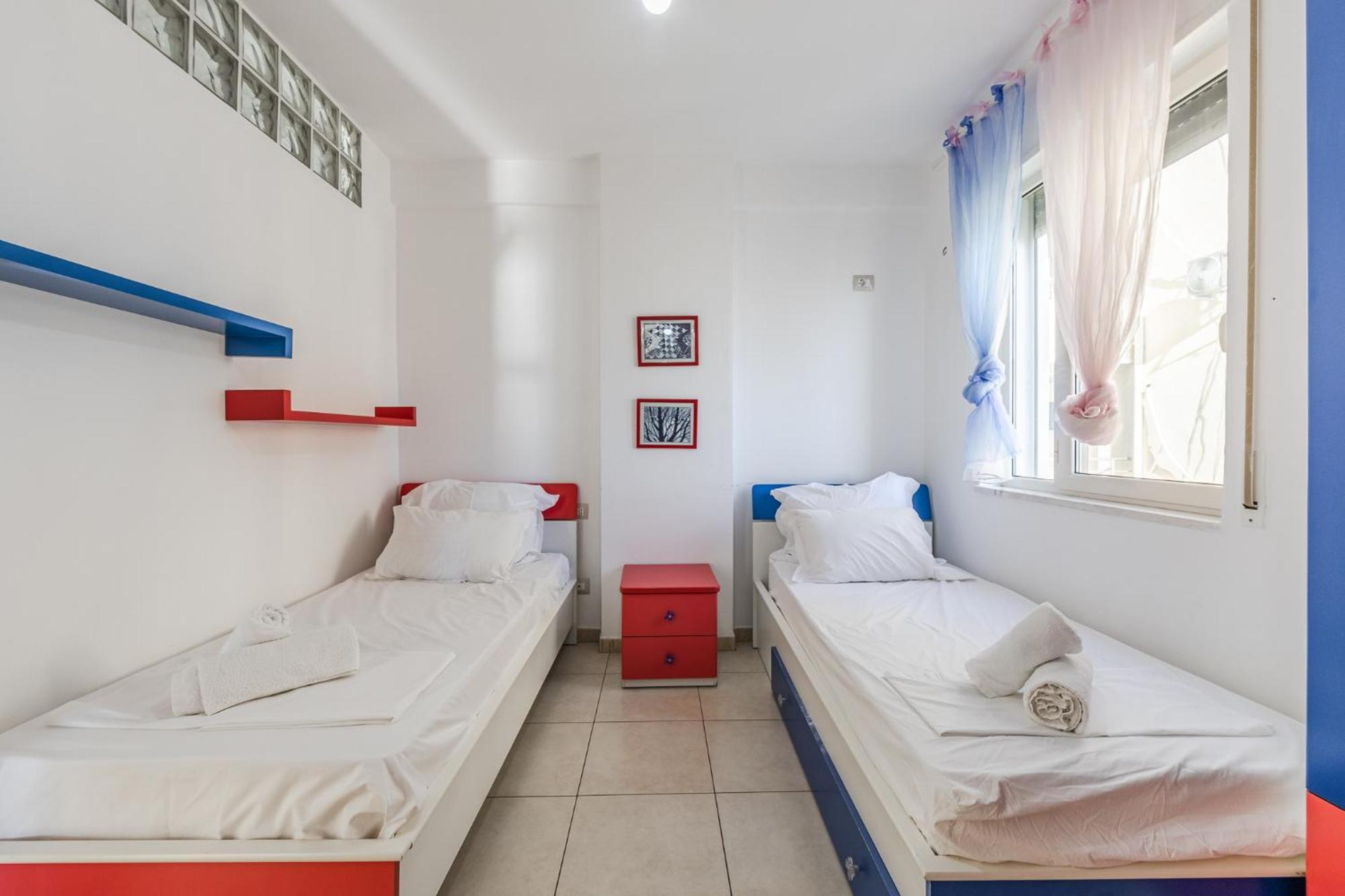 The Beachfront Apartment Durrës Exterior foto